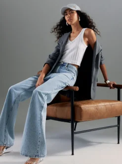 Jean River Island décontracté à ourlet brut