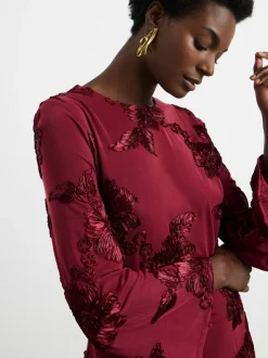 Joanna Hope Robe longue Magisculpt texturée fleurie rouge bordeaux