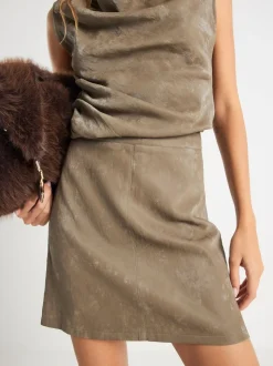 Jupe courte River Island en similicuir martelé