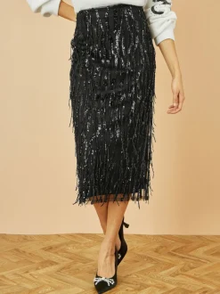Jupe mi-longue ajustée Yumi à sequins suspendus