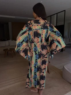 Kimono Never Fully Dressed