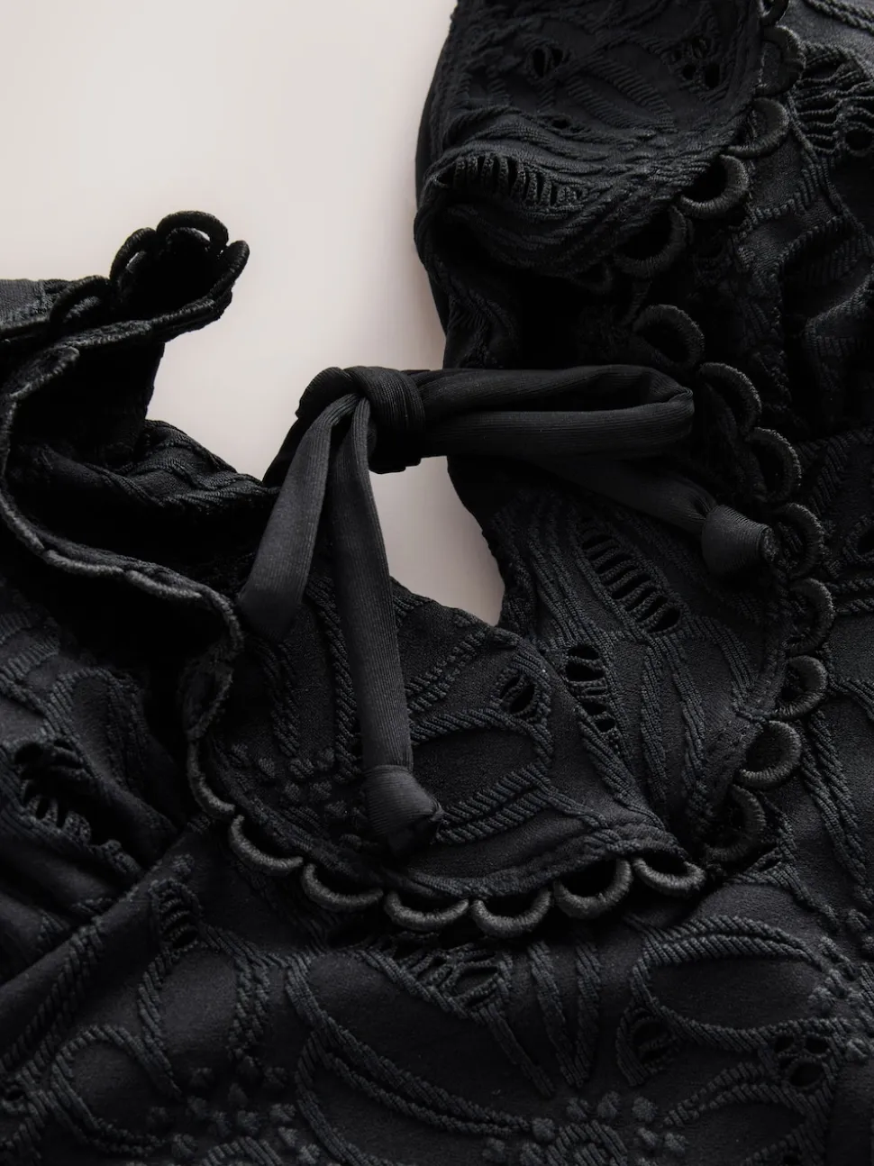 Laura Ashley Maillot de bain brodé Tummy Control