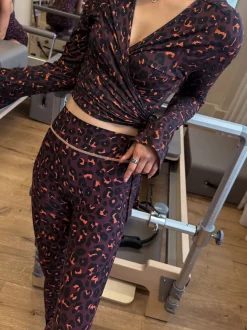 Legging Never Fully Dressed