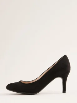 Les amis aiment ces escarpins à talon bas stiletto et à bout rond en faux daim