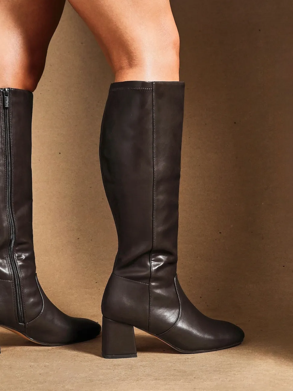 Linzi Fable Coupe large Block Heeled High Leg Bottes
