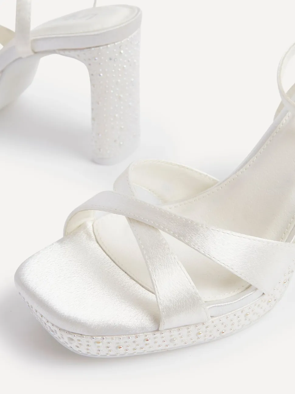 Linzi Sandales à talons plateformes Mariage Romantica avec Ornements