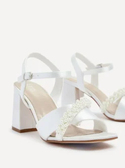 Linzi talon carré Iris Mariage avec lanière d’orteil avec ornements de perles
