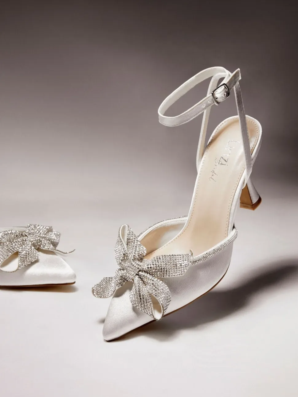 Linzi talons de mariée Angela en satin à nœud en diamant