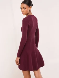 Lipsy robe courte en maille à manches longues à col en V boutonnée à franges