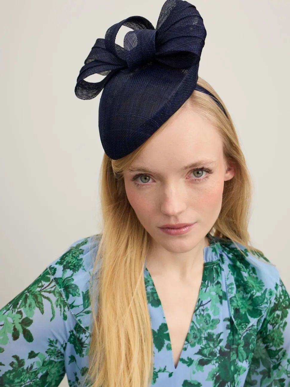 LK Bennett Elowen Mesh Nœud Detail Fascinator Hat
