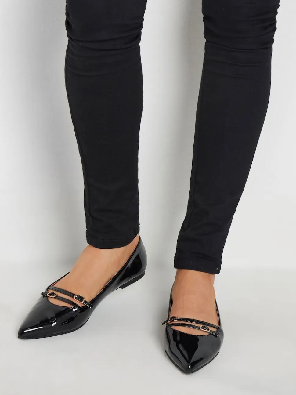 Long Tall Sally Chaussures plates Point Multi Strap Chaussures