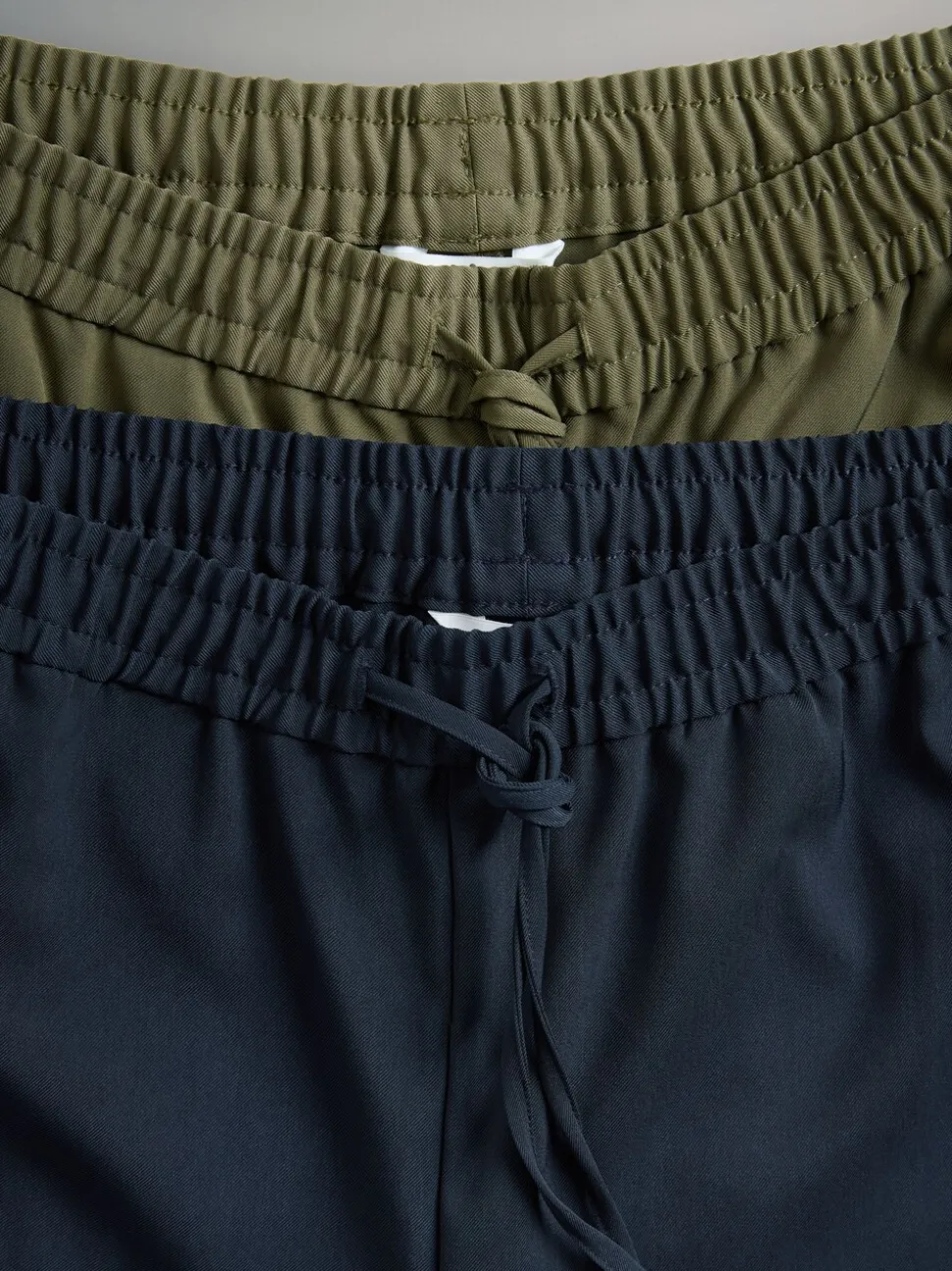 Lot de 2 pantalons de survêtement The Set à jambe large avec rayure latérale