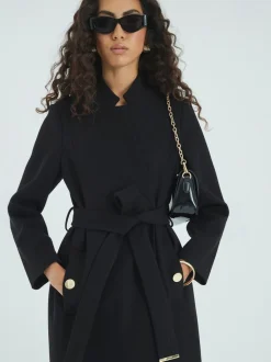 Manteau enveloppant River Island à col cranté et ceinturé