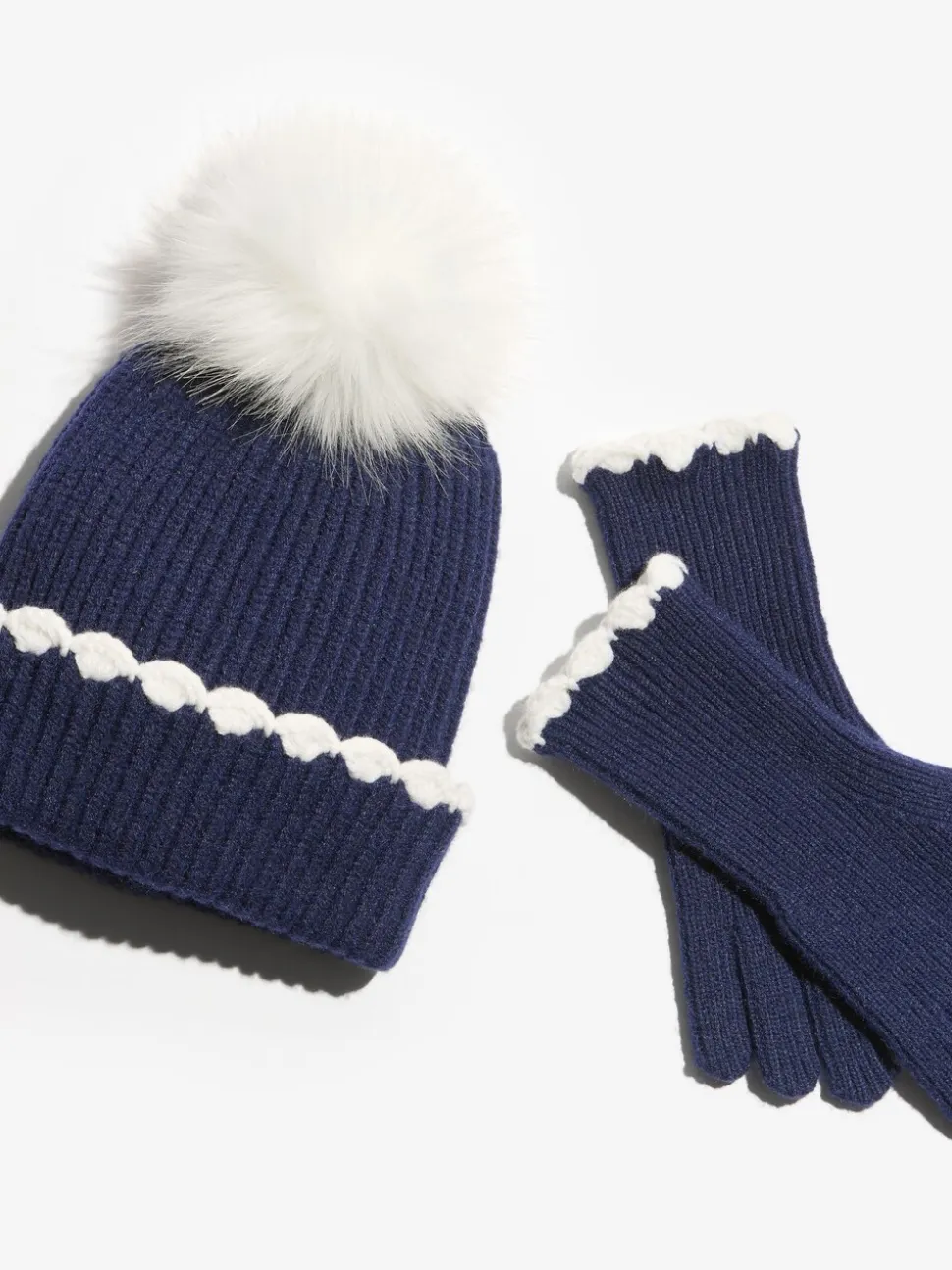 marine - Ensemble bonnet et Gants Love & Roses à pompon côtelé bordé de pétoncles