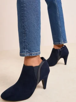 marine - Friends Like These bottines en matériaux à talons mi-hauts