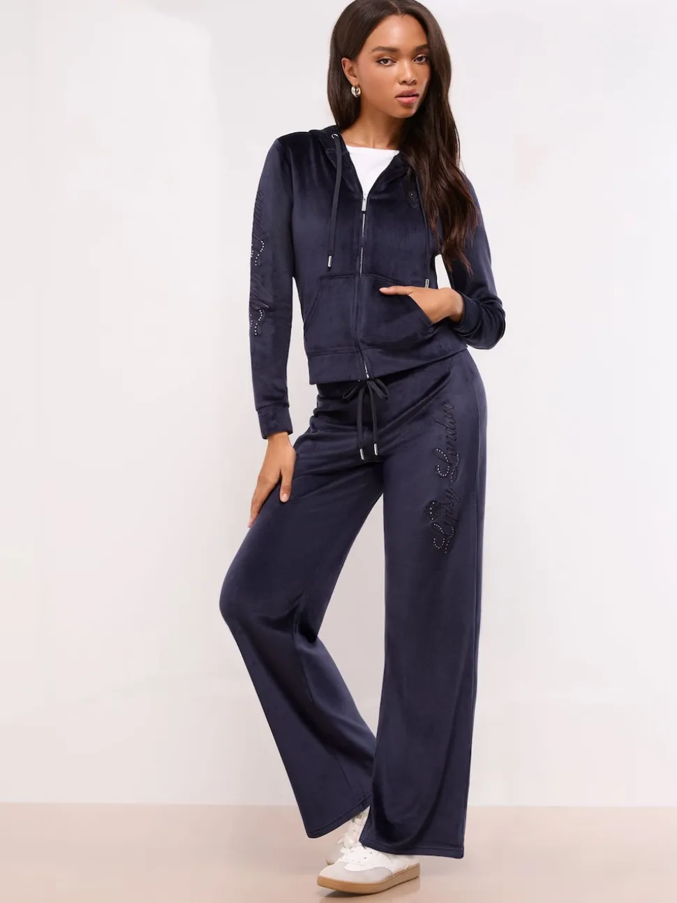 marine - Pantalon de jogging Lipsy Ample décontracté en velours brodé