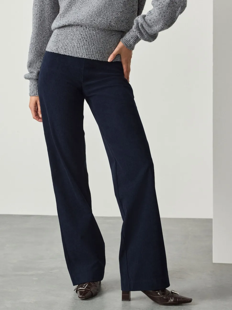 marine - Pantalons Amples en velours côtelé lissant
