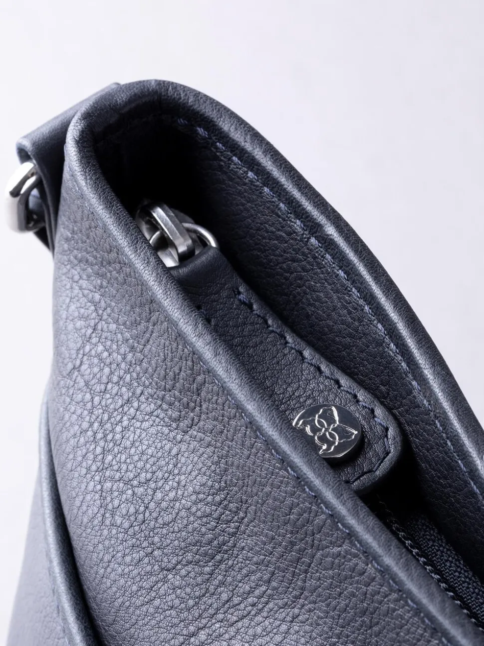 marine - Sac à bandoulière Lakeland Leather Farlam