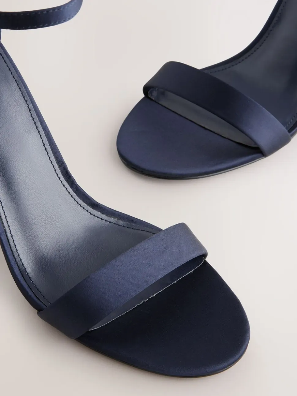 marine - Sandales à talons carrés