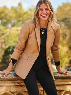 Marron - Blazer en similicuir Sosandar