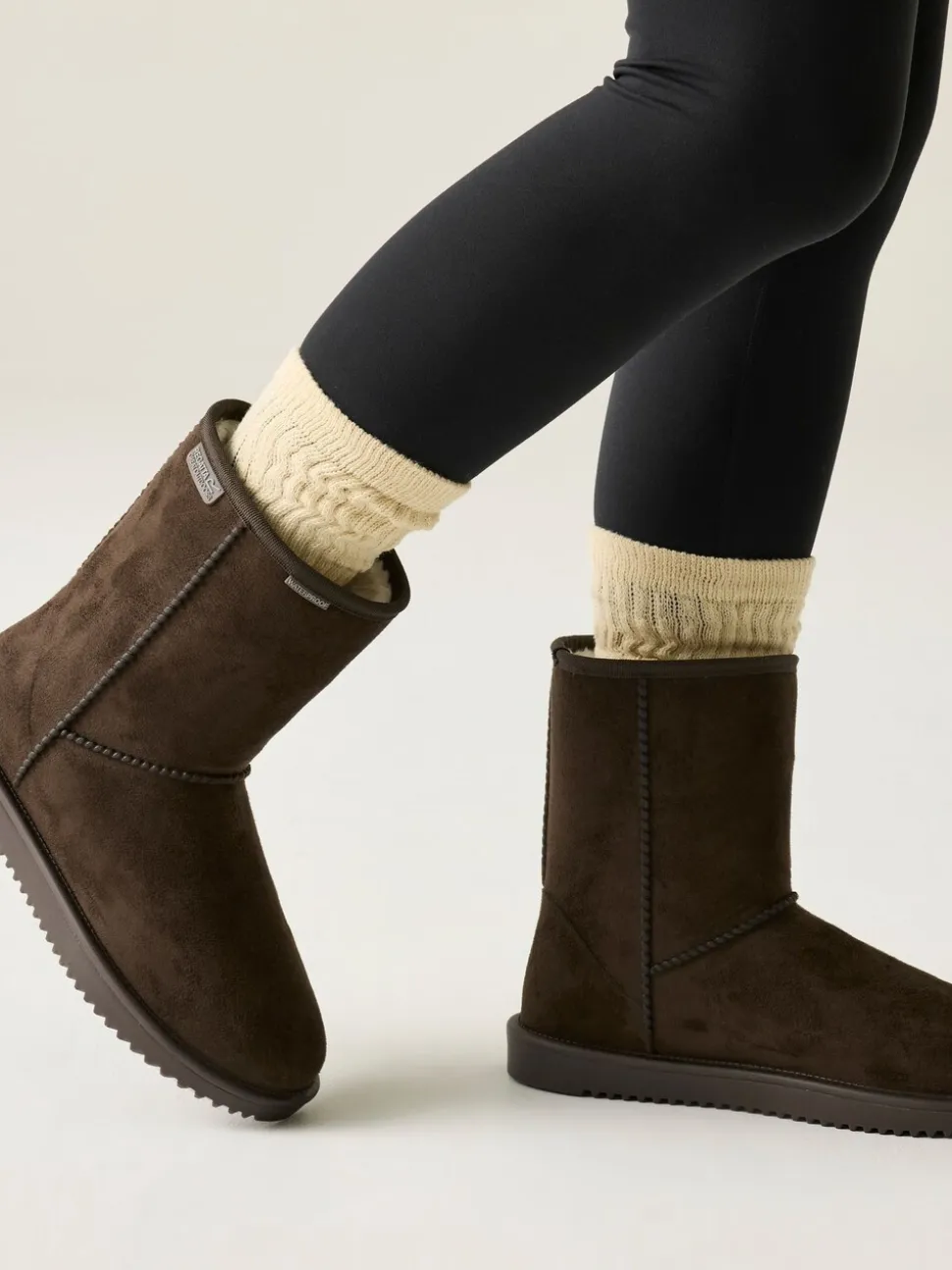 Marron - Bottes imperméables Regatta Risley mi-longues doublées de fausse fourrure