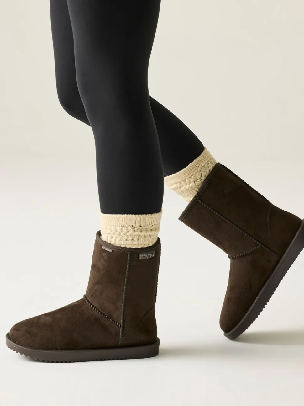 Marron - Bottes imperméables Regatta Risley mi-longues doublées de fausse fourrure