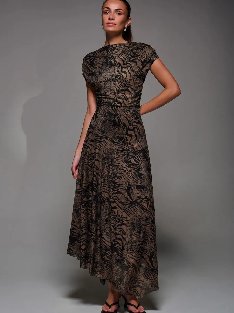 Marron - Jolie Moi Robe Midaxi asymétrique drapée à col coupé