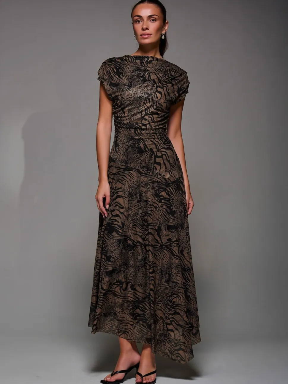 Marron - Jolie Moi Robe Midaxi asymétrique drapée à col coupé