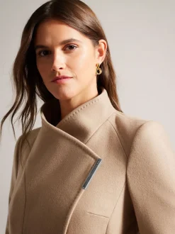 Marron - Manteau Ted Baker Rose mi-long en laine à ceinture