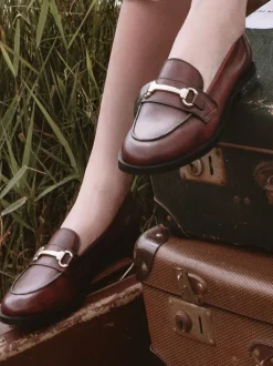 Marron - Moda in Pelle Mocassins Elarra plats avec bordure snaffle