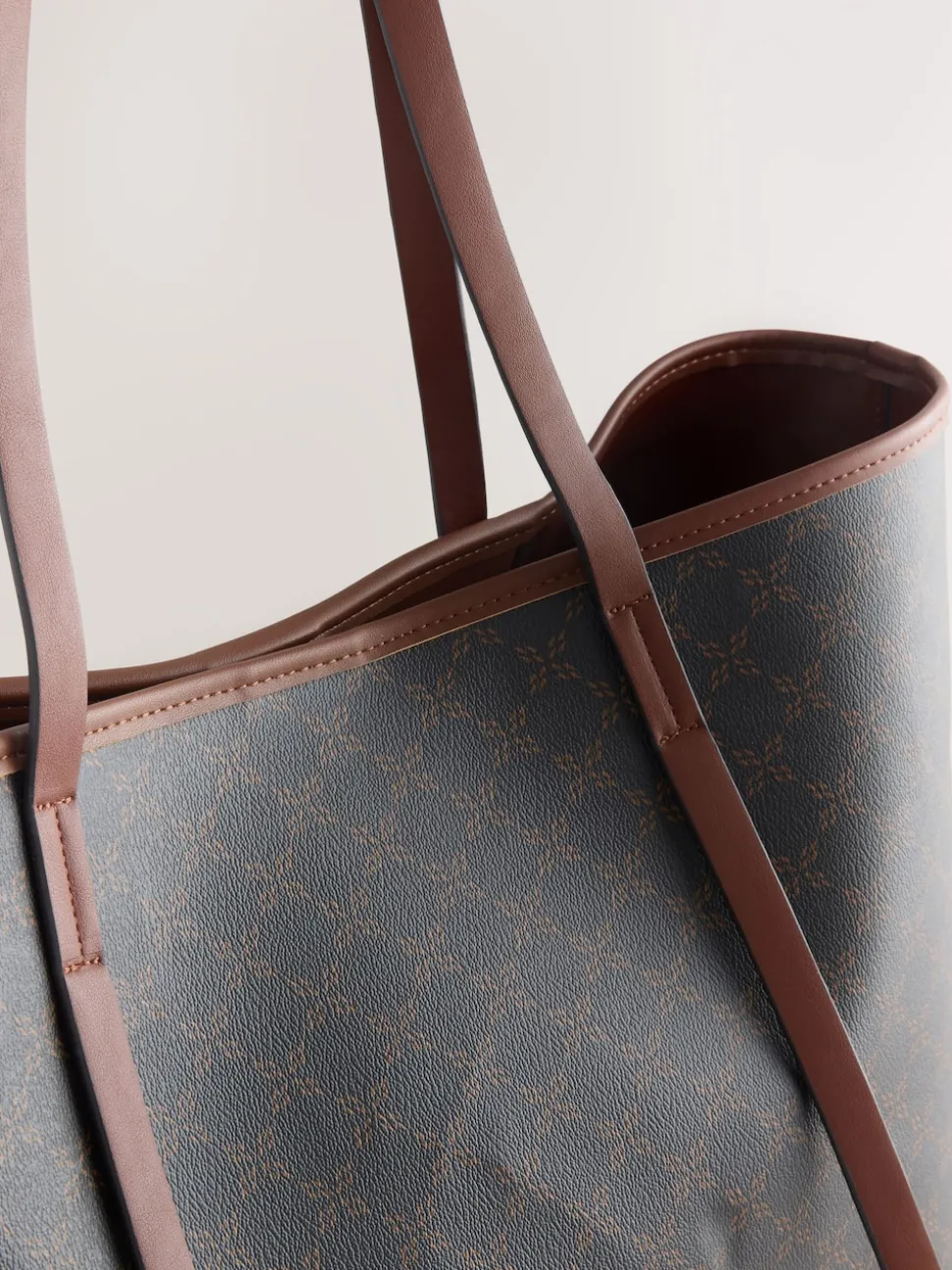 Marron à monogramme - Grand Sac épaule