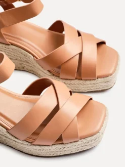 Marron - Sandales Linzi Sheena Cross-over Front Compensées