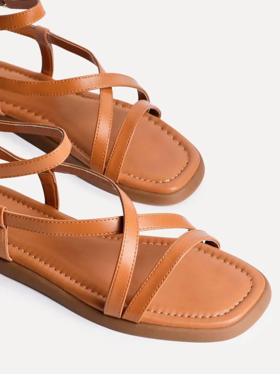 Marron - Sandales plates Linzi Valor à lanières