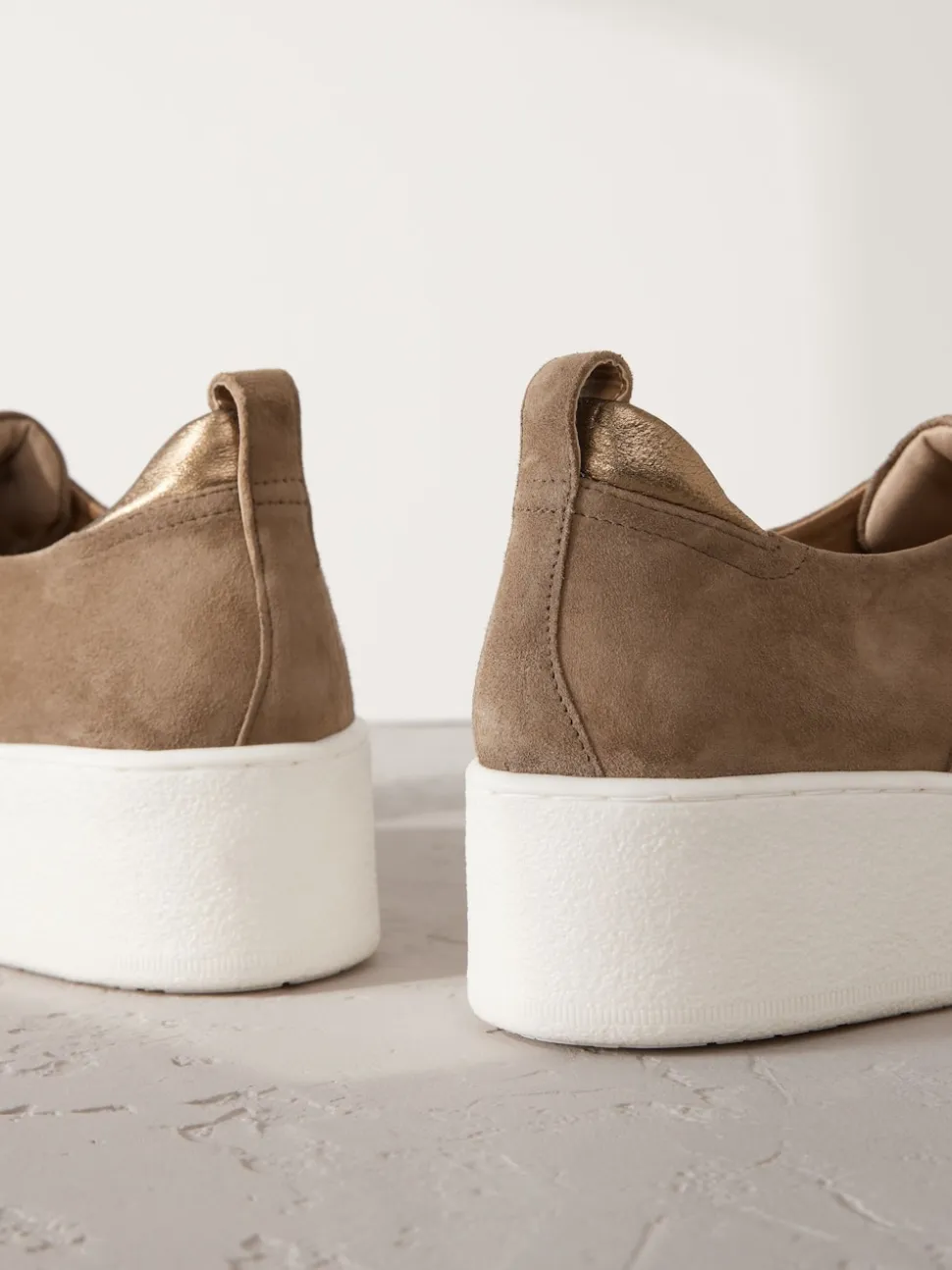 Marron chocolat - Baskets Signature en cuir à plateforme compensée épaisse