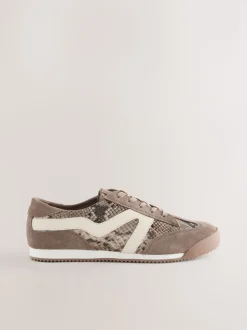 Marron chocolat - Baskets à lacets Forever Comfort® Slimeline à bandes latérales