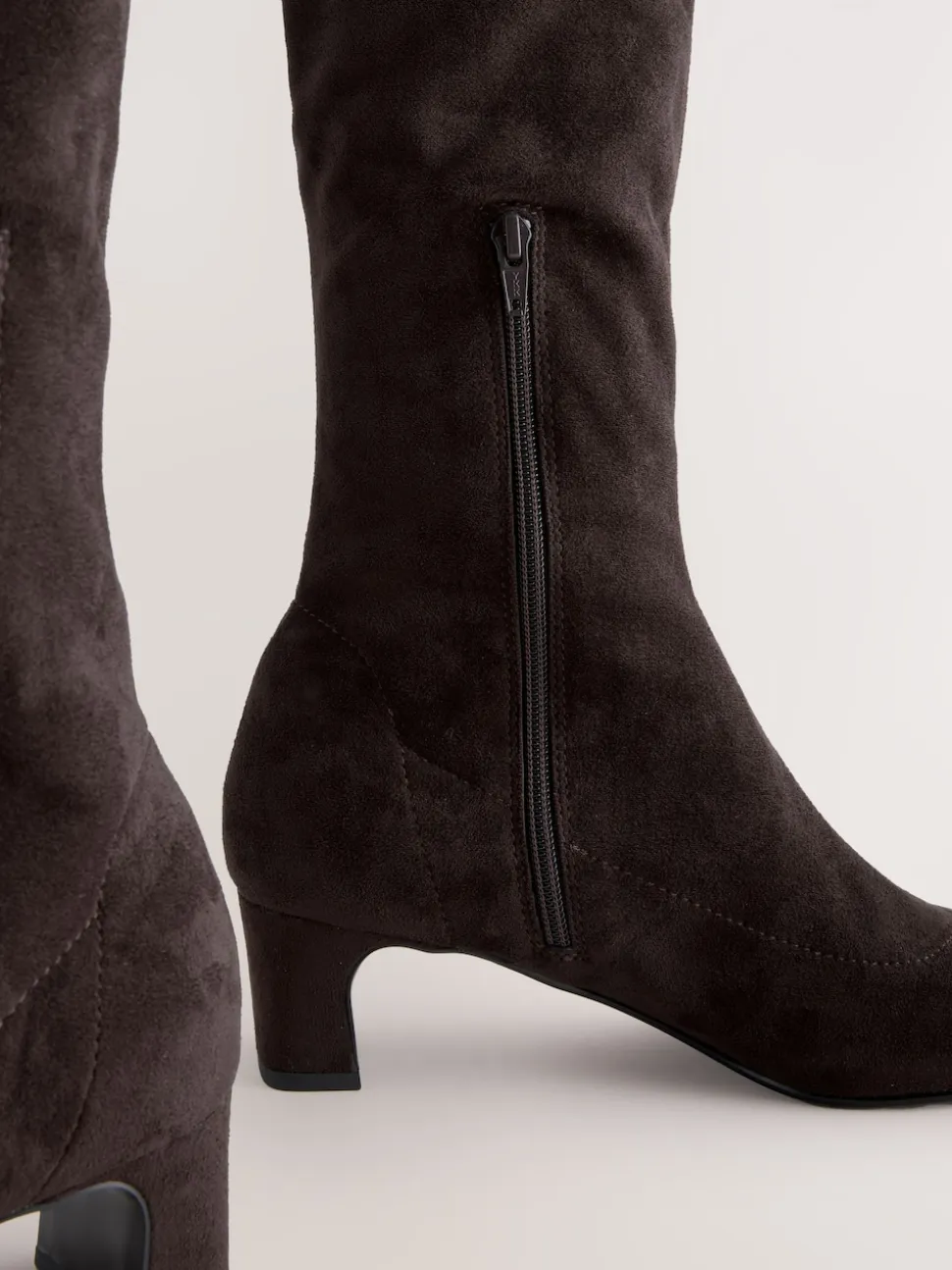 Marron chocolat - Bottes chaussettes Forever Comfort® à bout ciselé