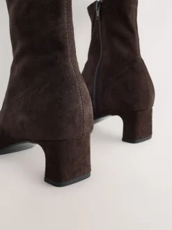 Marron chocolat - Bottes chaussettes à talon bloc et bout ciselé