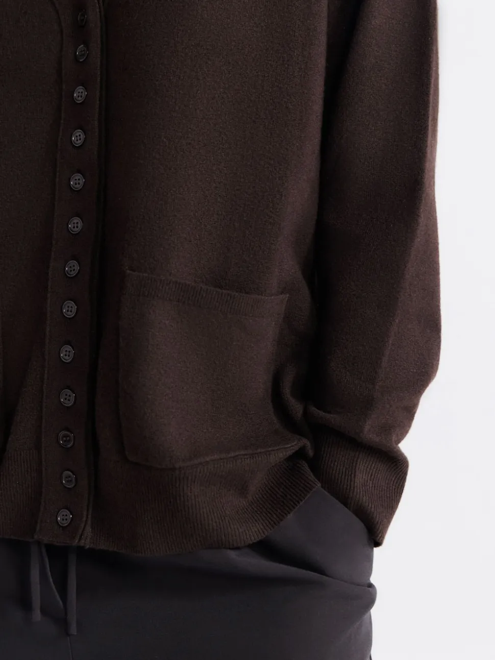 Marron chocolat - Cardigan ultra-doux à col en V avec poches
