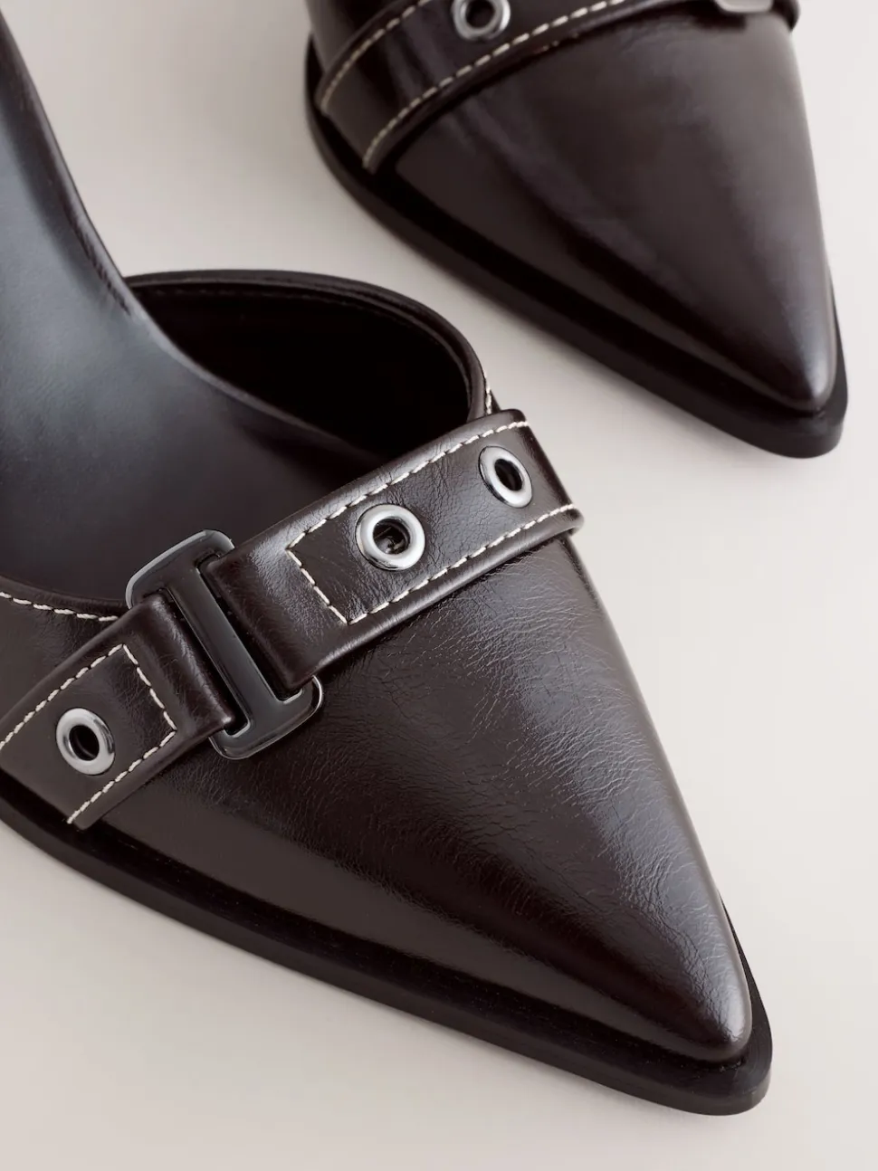 Marron chocolat - Chaussures à talons carrés Forever Comfort® à bout pointu