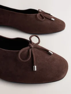 Marron chocolat - Chaussures plates Forever Comfort® en daim à taille haute