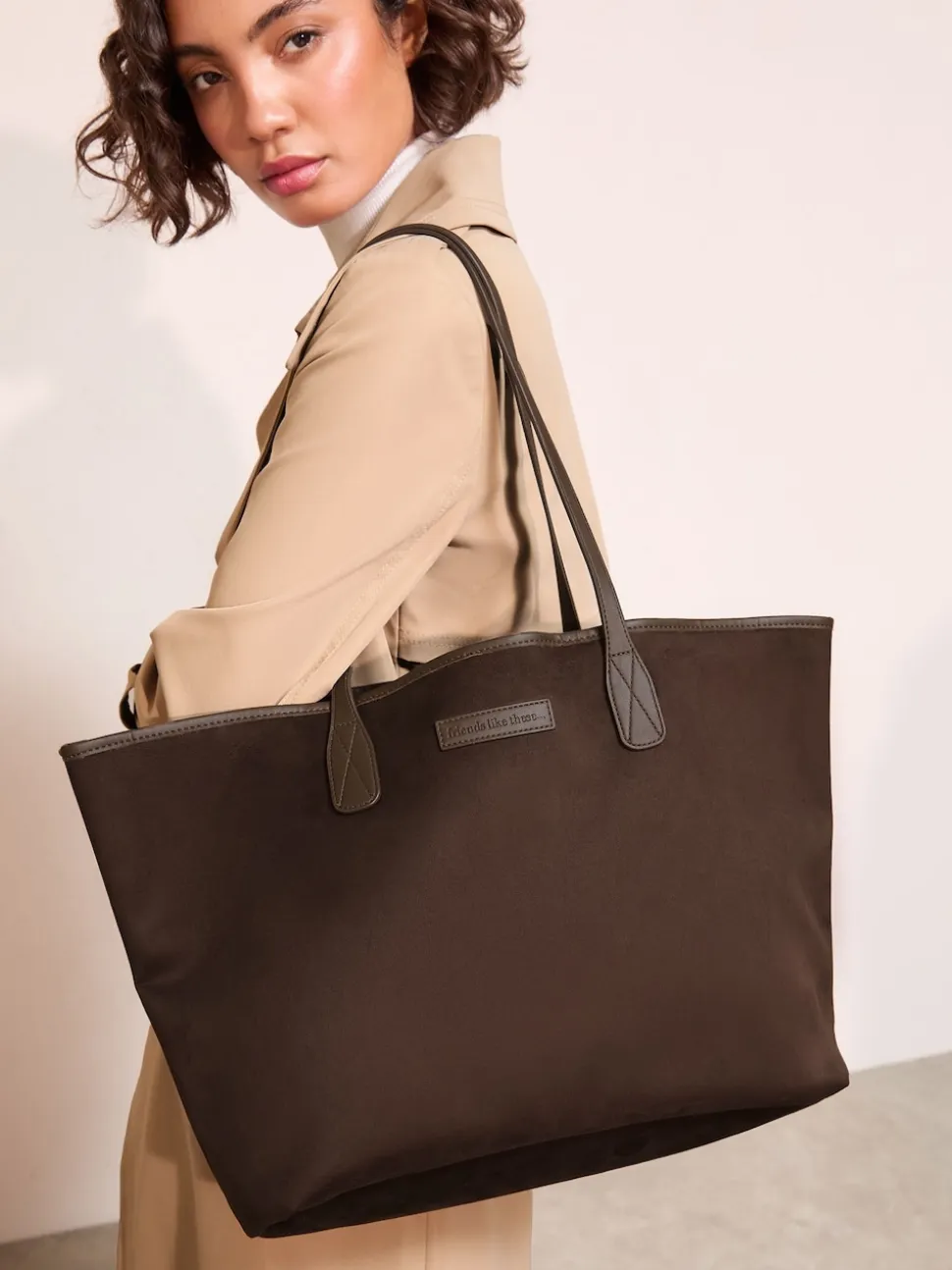 Marron chocolat - Friends Like These sac cabas souple en Faux daim