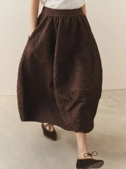 Marron chocolat - Jupe mi-longue en jacquard Two Ordinary Volume