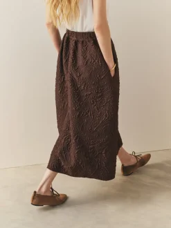 Marron chocolat - Jupe mi-longue en jacquard Two Ordinary Volume