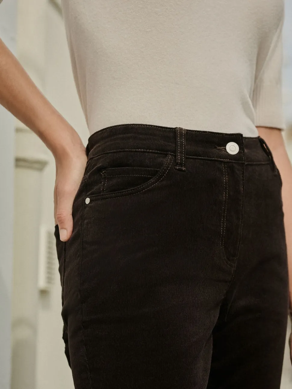 Marron chocolat - Pantalon skinny en velours côtelé