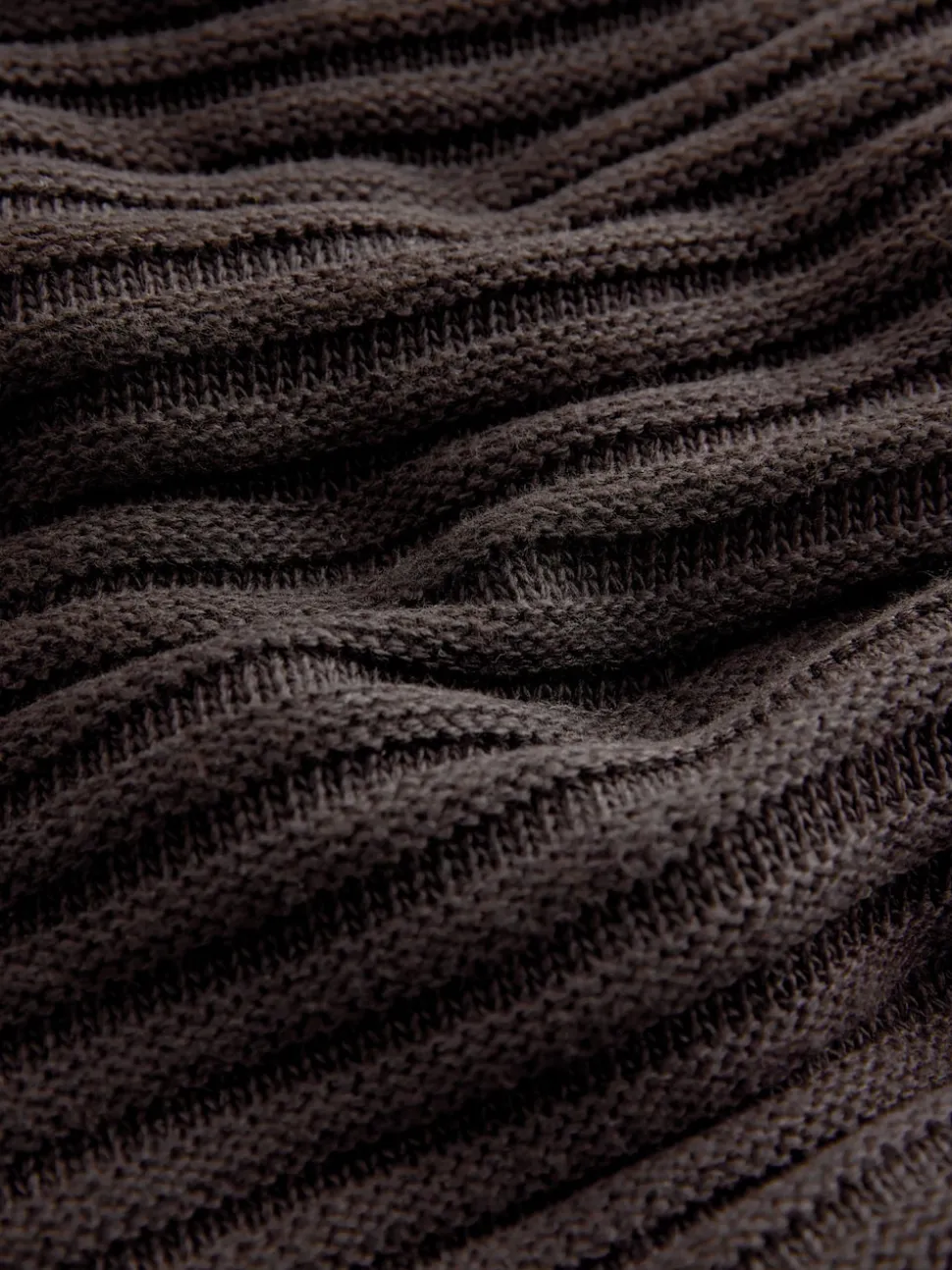 Marron chocolat - Pull côtelé en maille à col en V