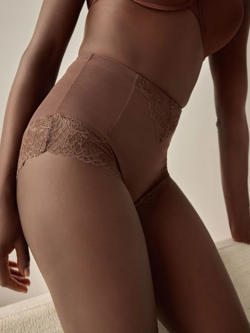 Marron chocolat - Slips gainants fermes pour le contrôle du ventre