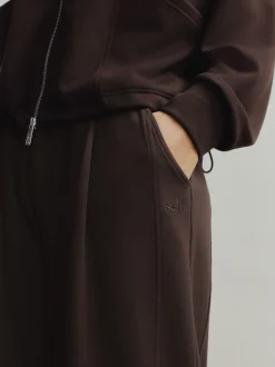 Marron chocolat - soi-même. Jogging Barrell Leg