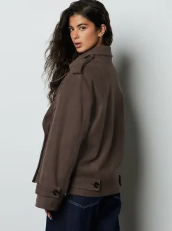 Marron chocolat - Trench raccourci en faux daim