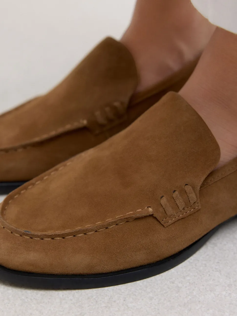 Marron fauve - Mocassins propres en daim à bout rond