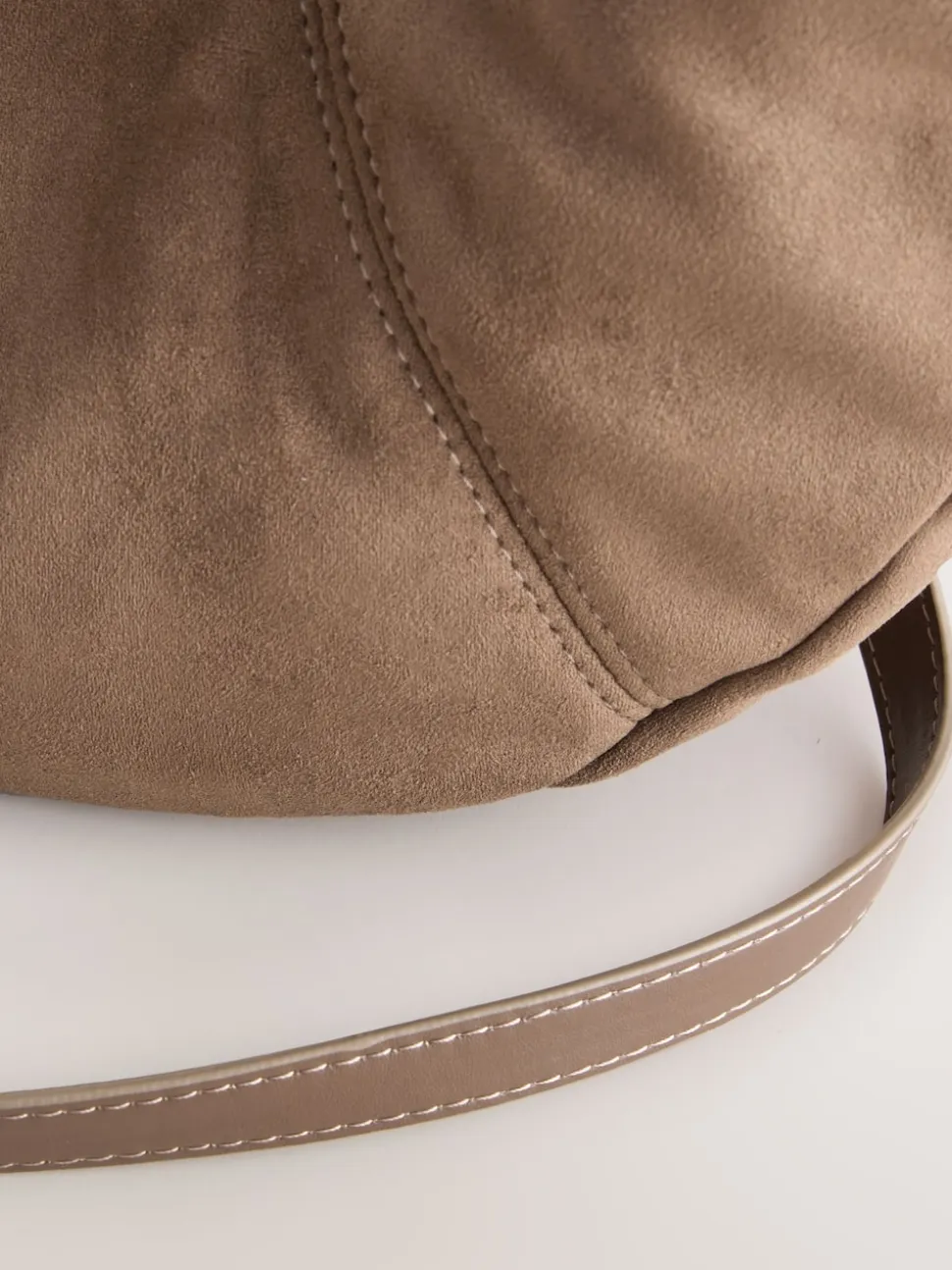 Marron fauve - Sac bandoulière en Faux daim